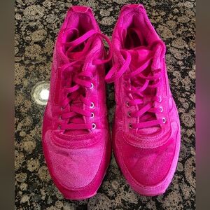 Vibrant Pink Low-Top Sneakers